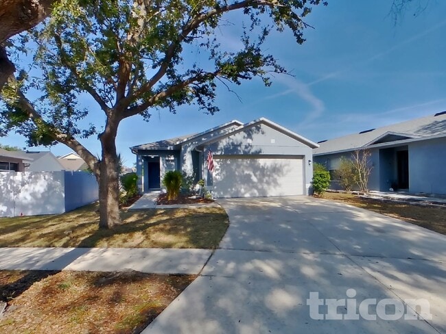 Building Photo - 8502 Deer Chase Dr