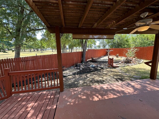 Building Photo - 9009 Sun Shower Bend