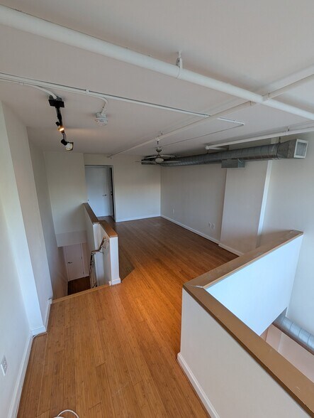 Building Photo - 1390 V St NW