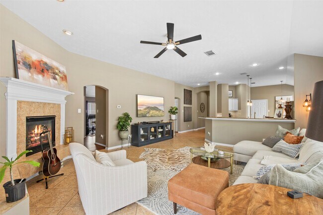 Building Photo - 2513 Kimberly Dawn Dr