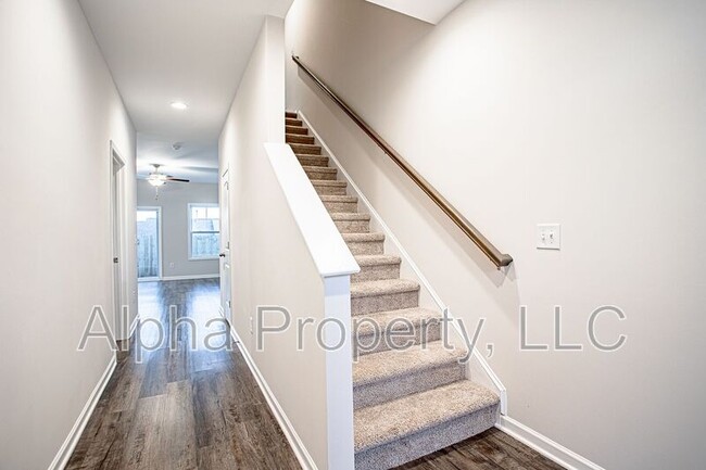 Building Photo - 320 Trail Branch Ct.