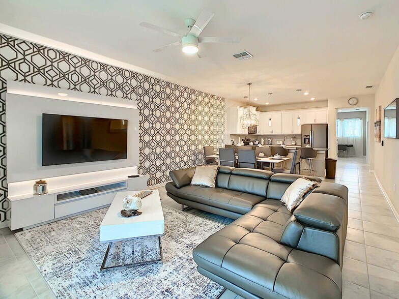 Building Photo - 1147 Drop Ln