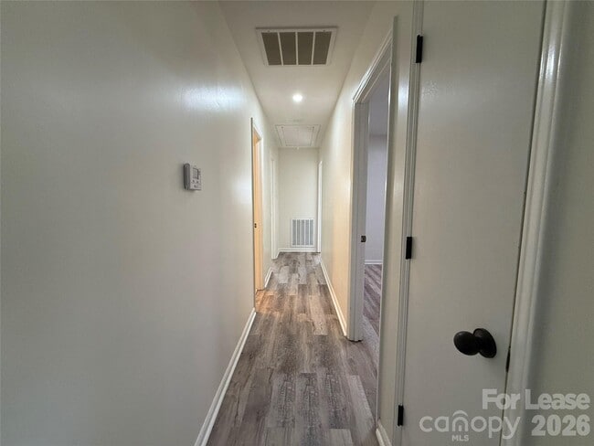 Building Photo - 201 Allison Dr