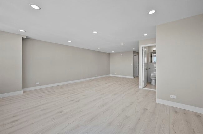 Building Photo - 151 Tremont St