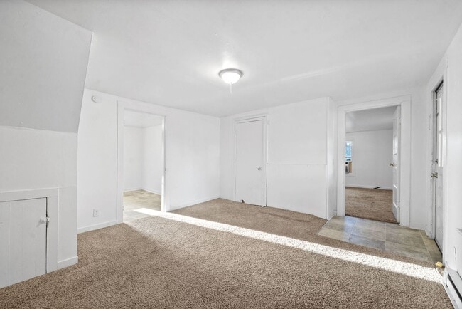 Building Photo - 1124 Palmyra Rd