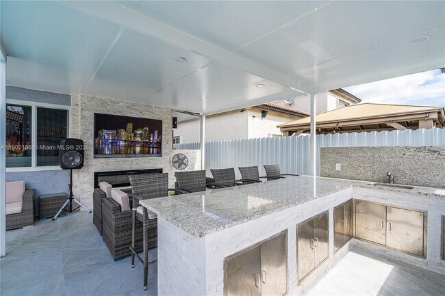 Building Photo - 15822 SW 140th St