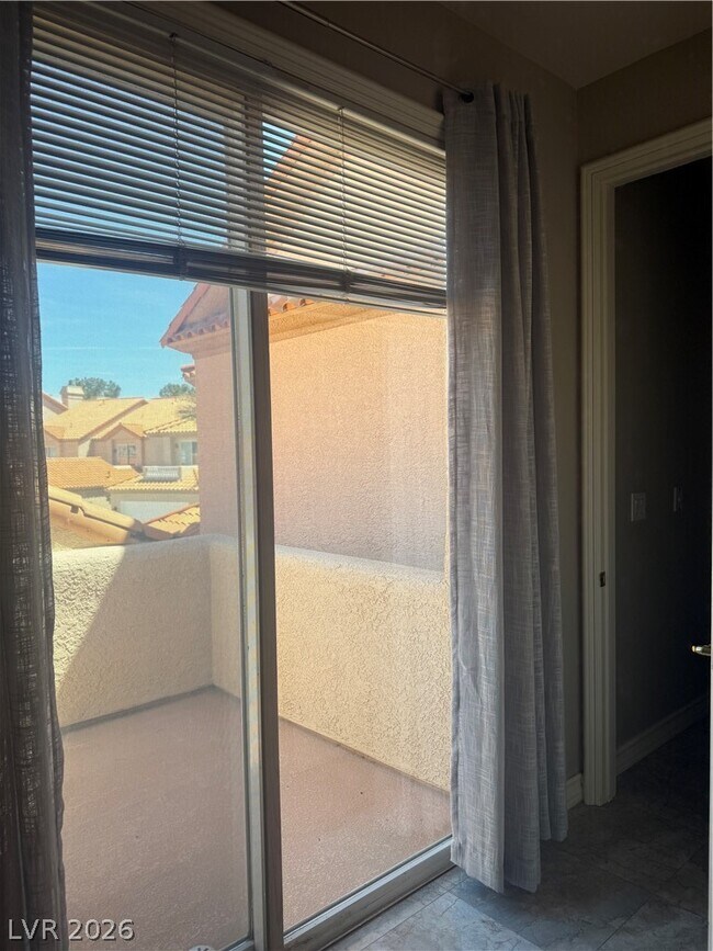 Building Photo - 3167 Lido Isle Ct