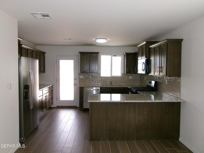 Building Photo - 5960 Mohegan Sun St