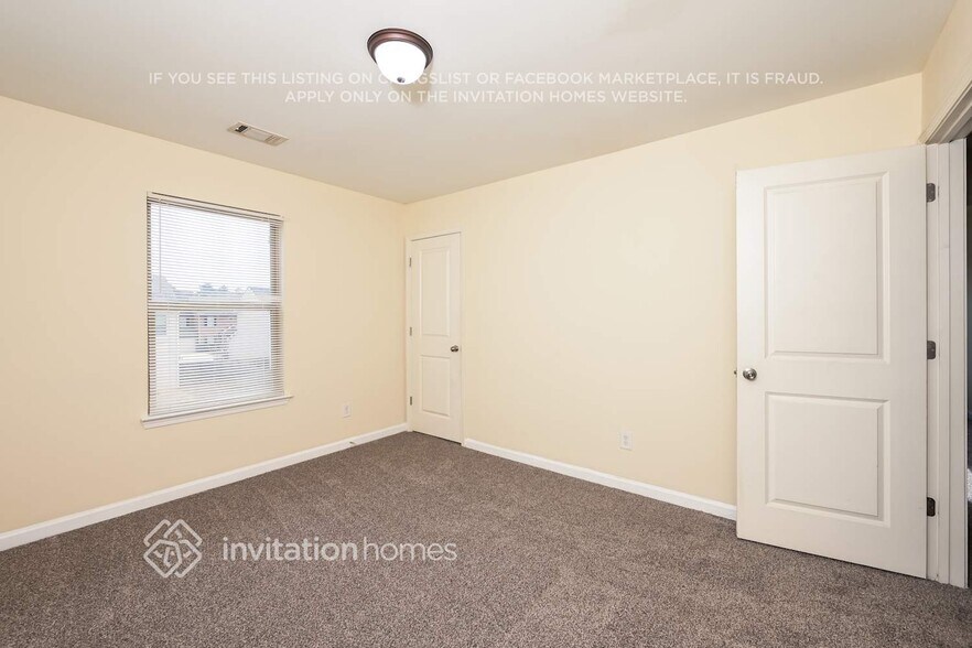 Building Photo - 4312 Violet Way Ct