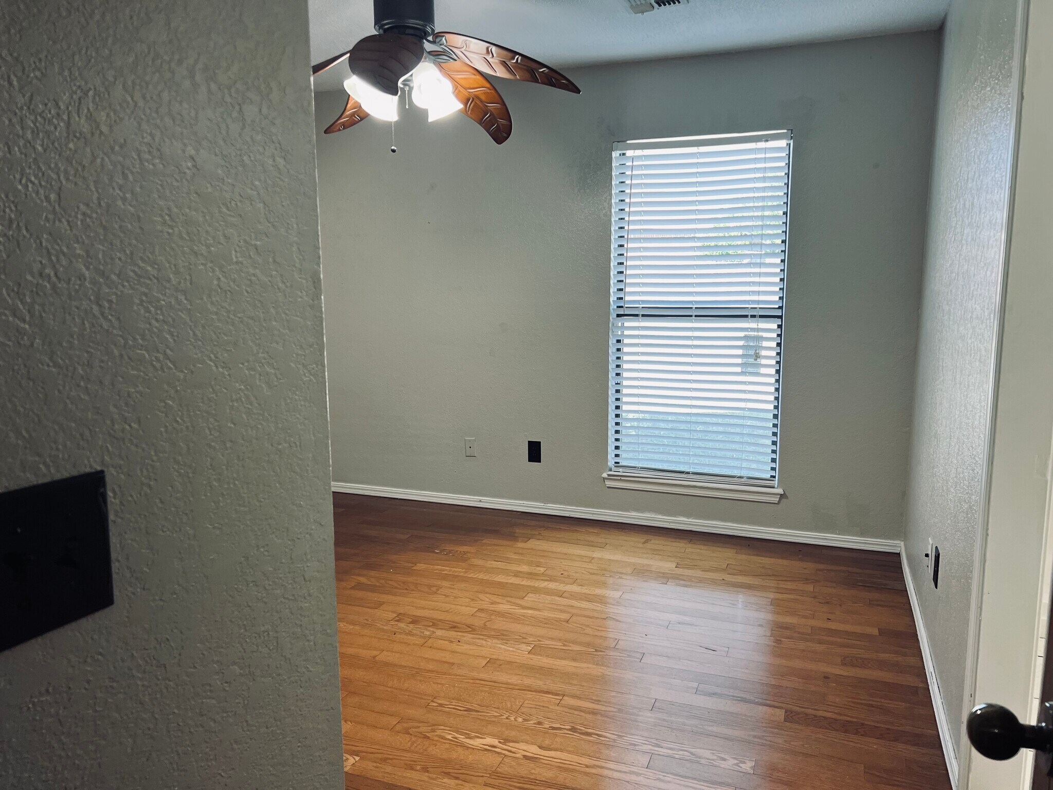 Master with hardwood floors - 12401 SW 4th St