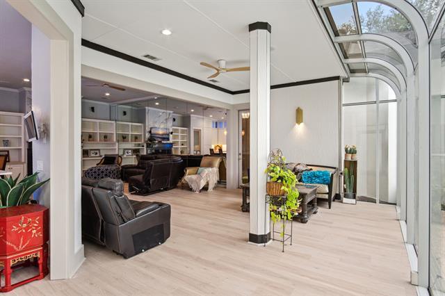Building Photo - 3700 Watercrest Dr