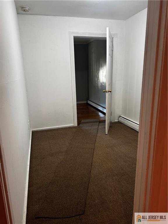 Building Photo - 280 Shoreland Cir