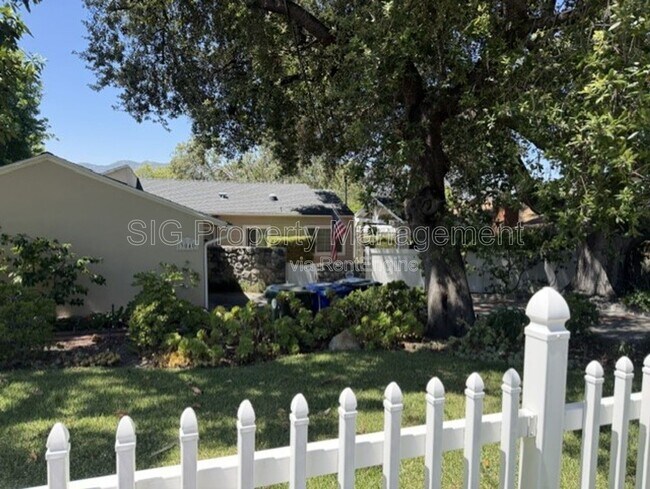 Building Photo - 3040 Orange Ave
