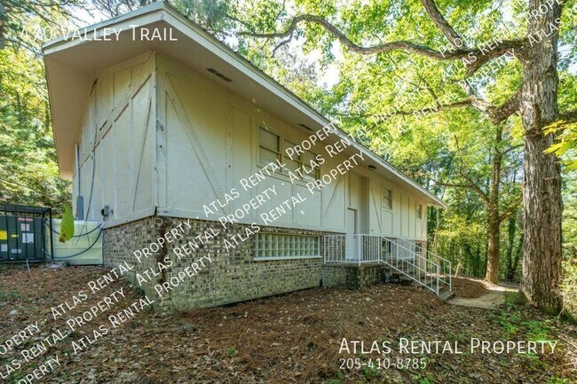 Building Photo - 470 Valley Trail