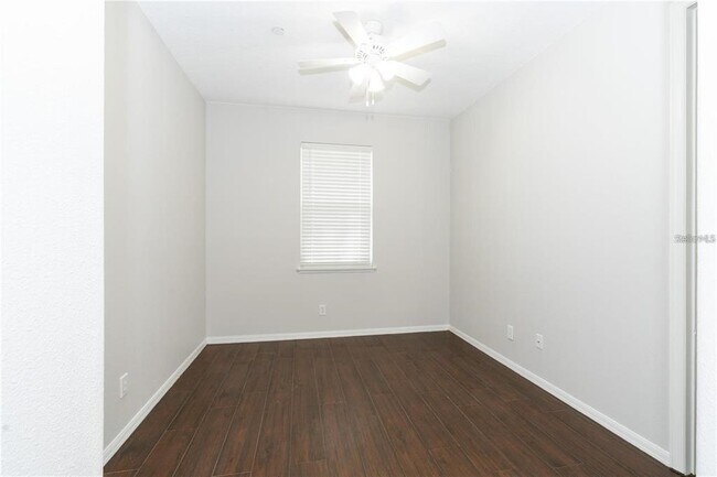 Building Photo - 9763 Moss Rose Way
