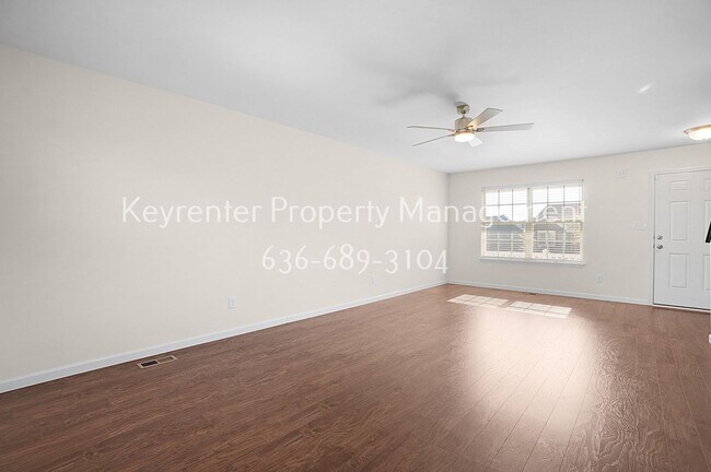 Building Photo - Coming Soon!!! Spacious and Modern 3-Bedroom Home for Rent Near Butler Lake