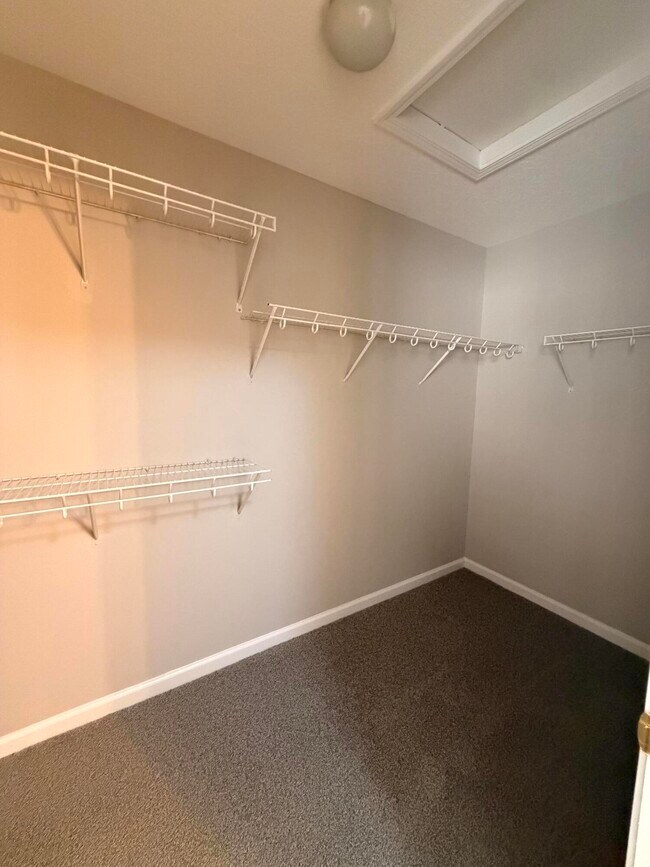 Building Photo - 537 Vonbryan Trace