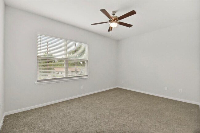 Building Photo - 2607 Randolph Rd