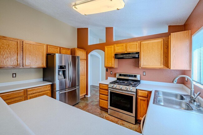 Building Photo - 4720 Shepherd Ct NE