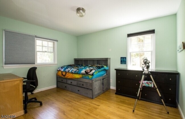 Building Photo - 4 Rumson Rd