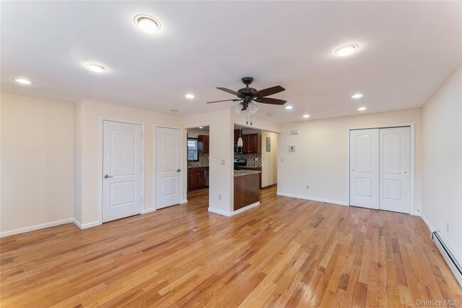 Building Photo - 228-20 Edgewood Ave