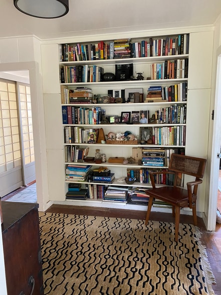 Entry/ Foyer - 1970 Mott-Smith Dr