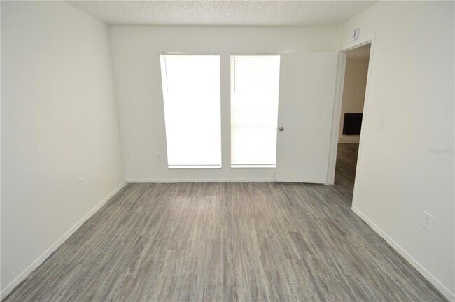 Building Photo - 5006 Moro Manor Dr