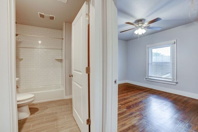 Building Photo - Historic Charm Meets Modern Comfort – 2 Be...
