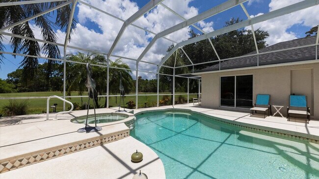 Building Photo - 974 Rotonda Cir