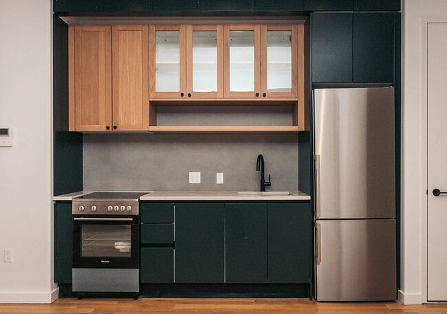 Building Photo - 44 Kent St