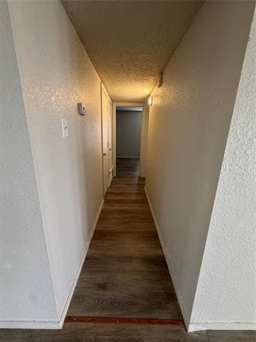 Building Photo - 823 Blue Oak Dr