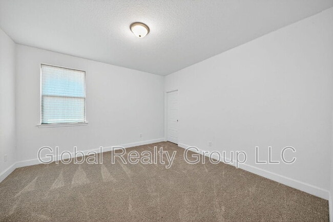 Building Photo - 14122 Sam Houston Way