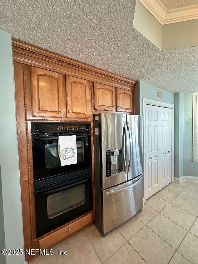 Building Photo - 110 S Serenata Dr