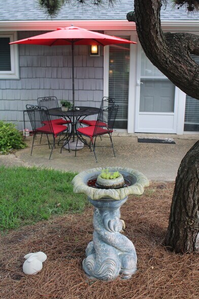 Private back patio includes gas grill - 5602 Atlantic Ave
