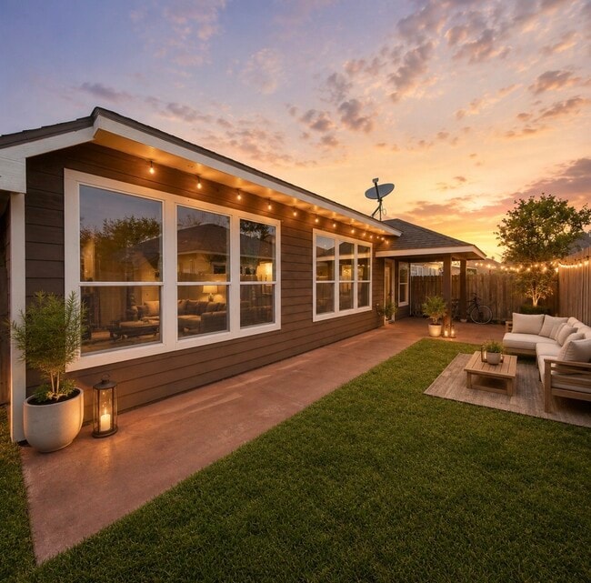 Building Photo - 30938 Blue Ridge Park Ln