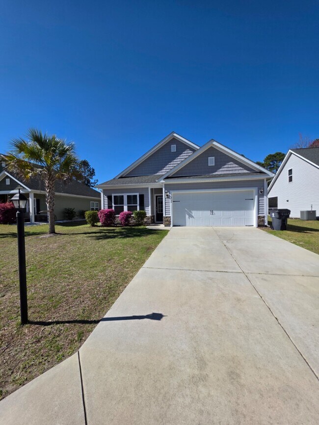Primary Photo - 1608 Palmetto Palm Dr