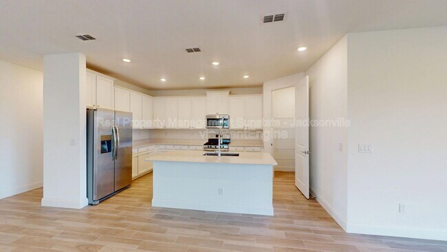Building Photo - 150 Varner Wy