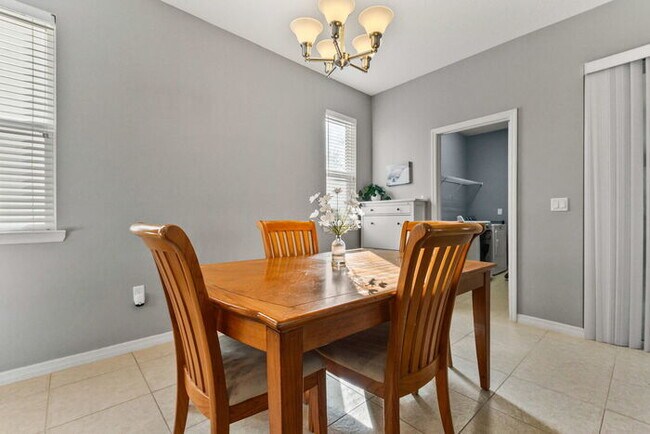 Building Photo - Corner Lot- Close to Disney- Four Bedroom Home for Rent