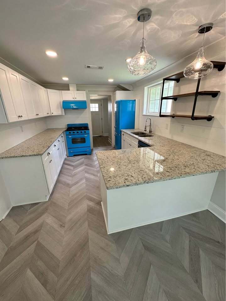 Building Photo - 530 S 4th St