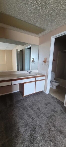 Building Photo - 44544 15th St E