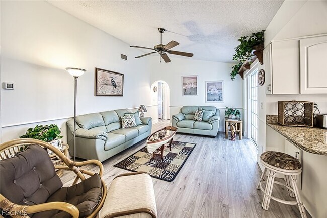 Building Photo - 5036 SW 9th Pl