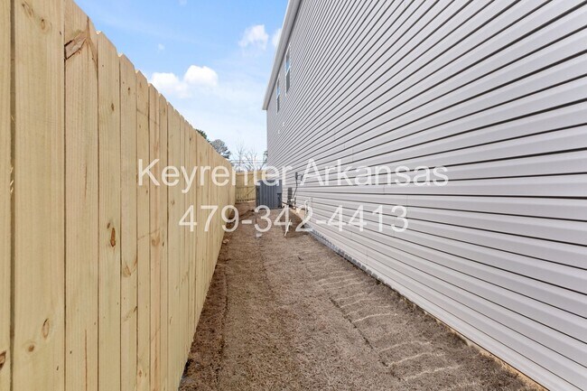 Building Photo - 920 Morningside Dr