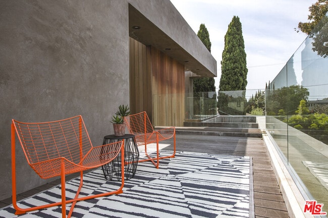 Building Photo - 12662 Rose Ave