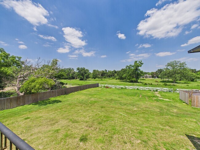 Building Photo - 1259 County Rd 147