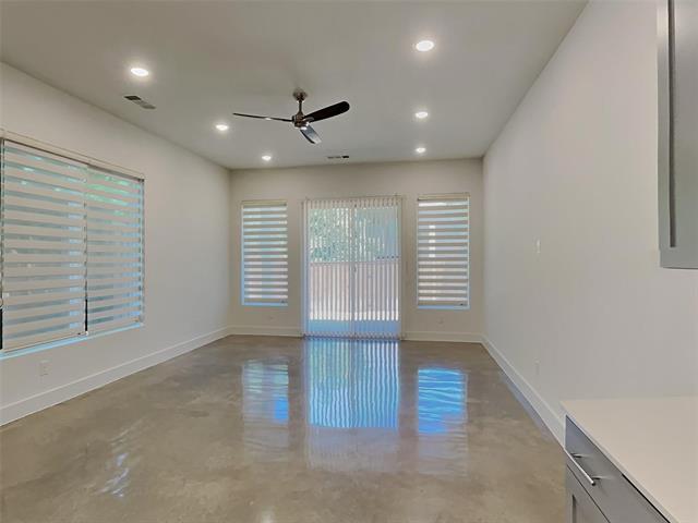 Building Photo - 2343 Vagas St