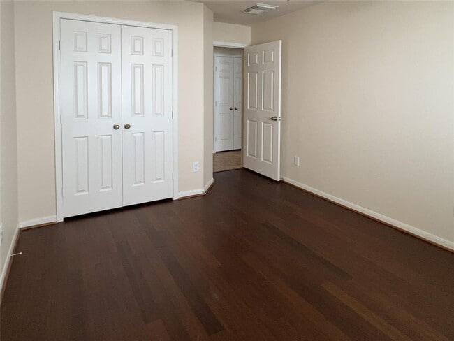 Building Photo - 5214 Sunlight Hill Ct