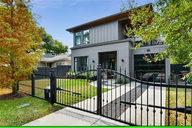 Building Photo - 7810 Hardy Dr