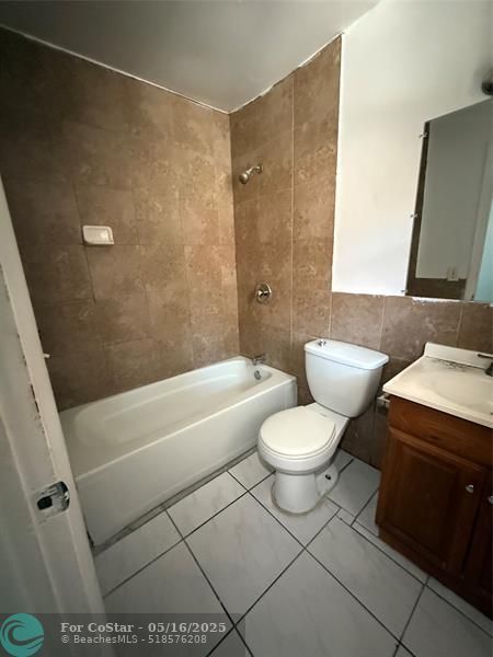 Building Photo - 7851 SW 10th Ct