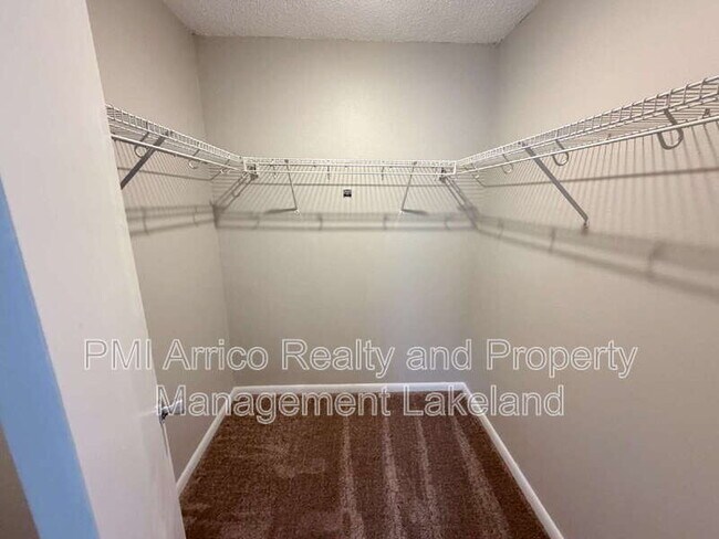 Building Photo - 3584 Raintree Cir