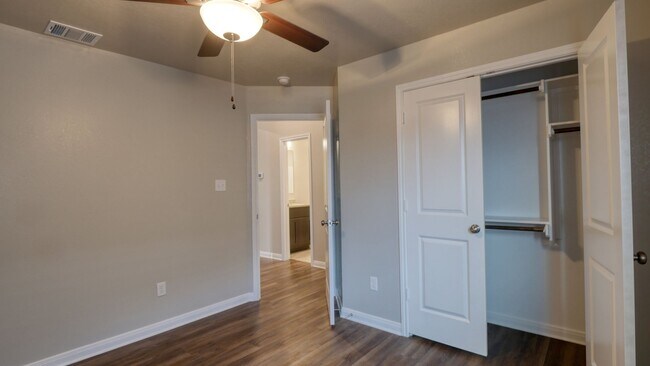 Building Photo - Spacious Single-Family Home Available Now!